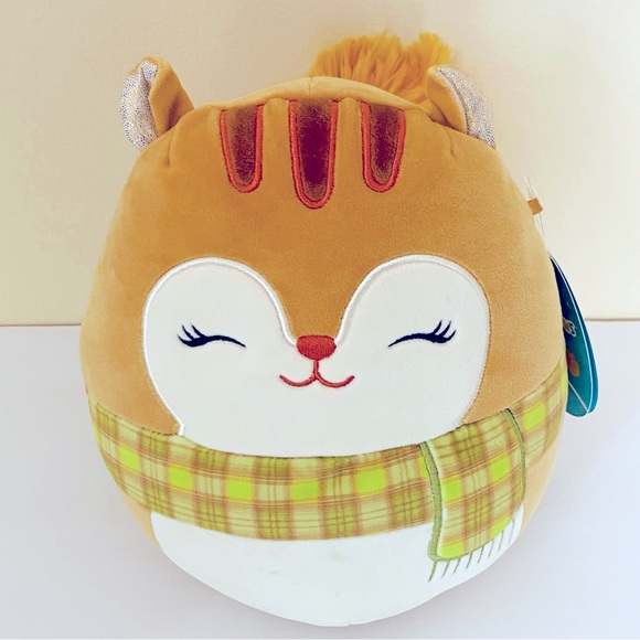 Squishmallows Plush 7.5 Inch Erin the Squirrel Plaid Scarf Stuffed Animal NWT - Picture 1 of 8